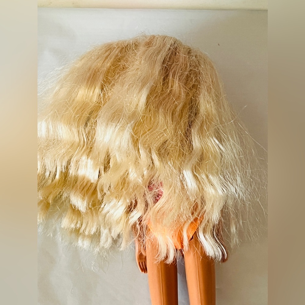 Vintage glitter beach barbie - Picture 6 of 9